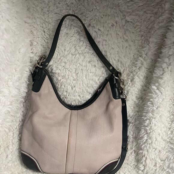 Coach Pebbled Leather Beige shoulder/Hobo Bag navy blue & burgundy straps & trim - Picture 4 of 15